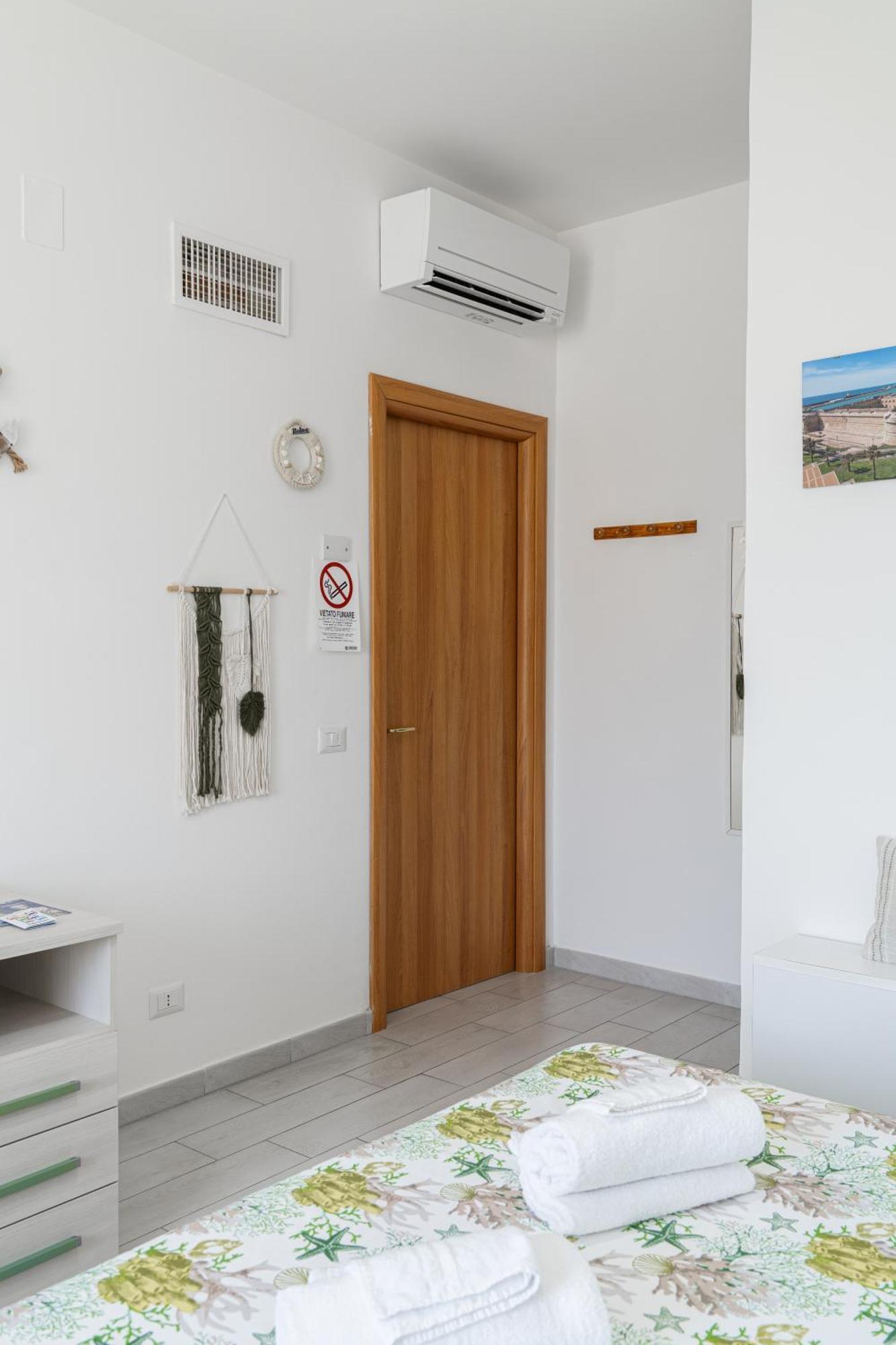 B&B Vistamare Civitavecchia Buitenkant foto